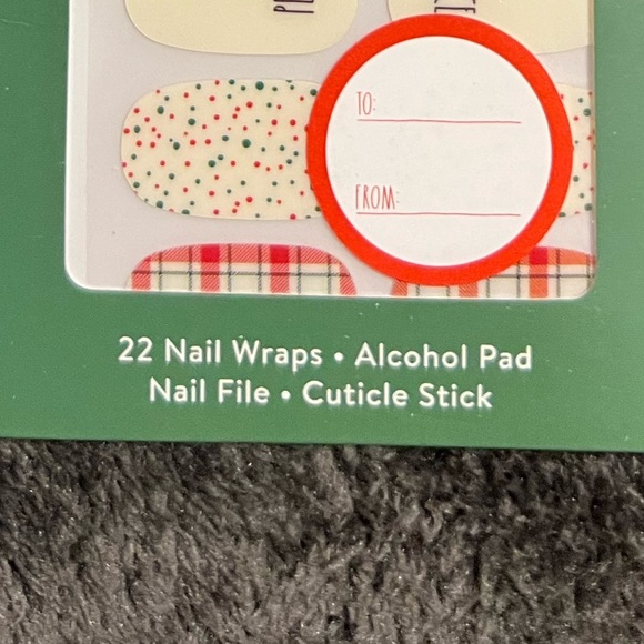 Rae Dunn Christmas Stick-On Nail Set - Picture 2 of 3